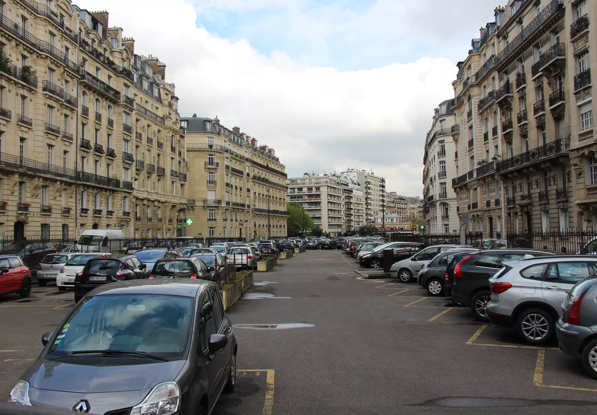 Parking_Emile_Augier_intérieur