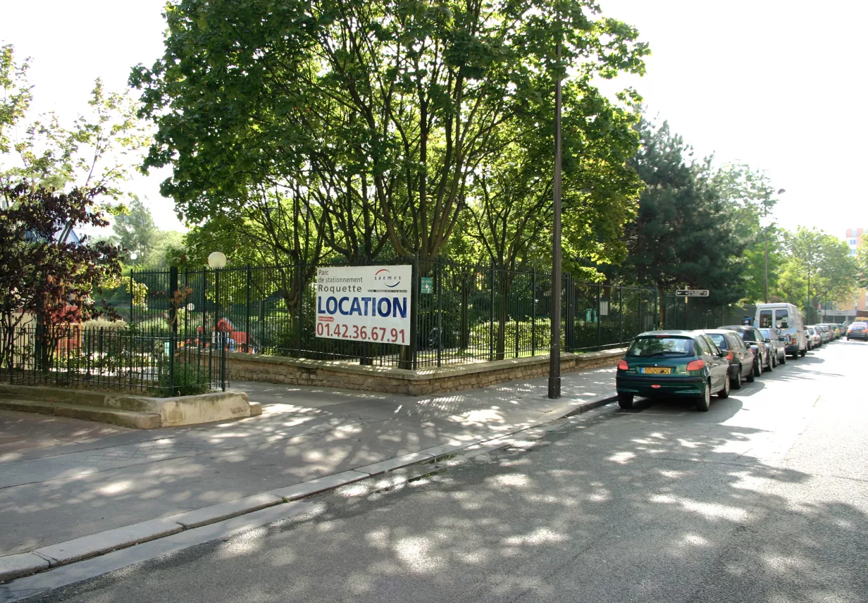 Parking_Roquette_entrée