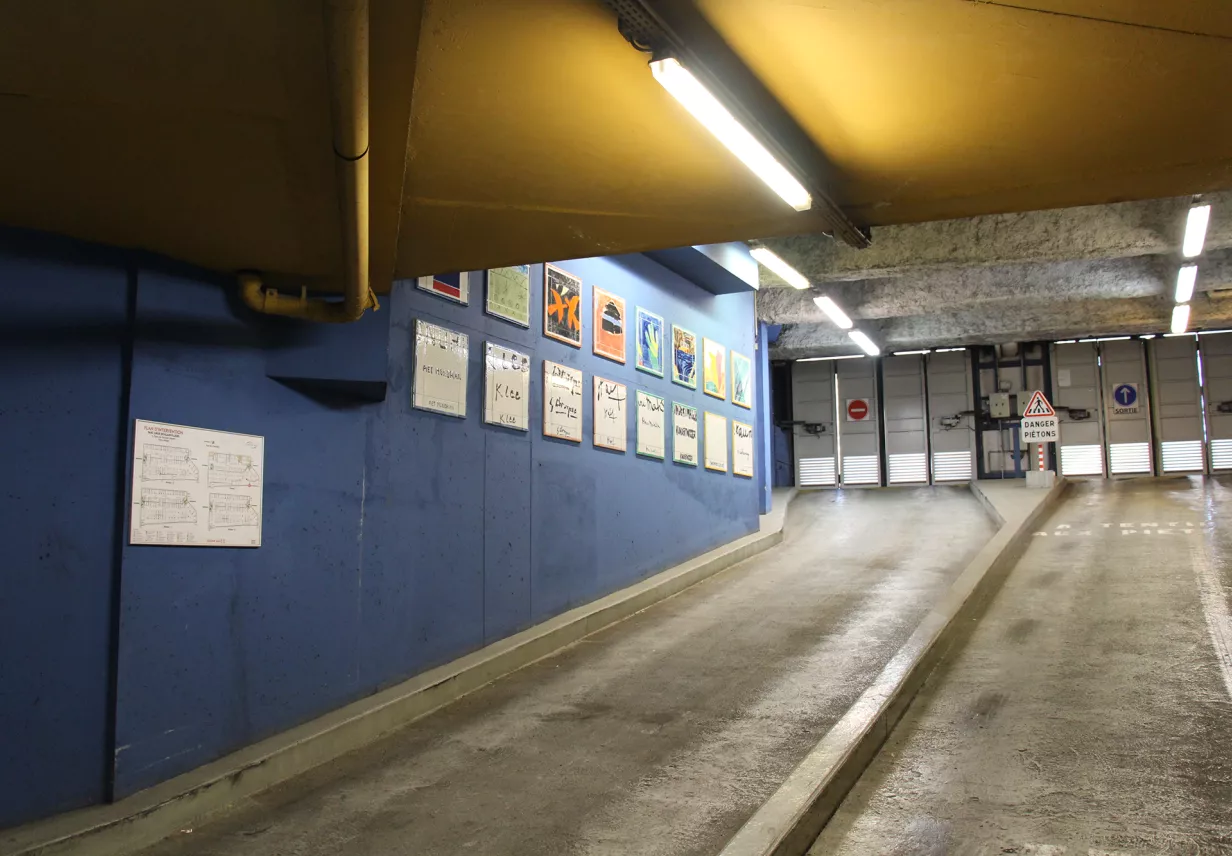 Parking_Gros_Boullainvilliers_exit