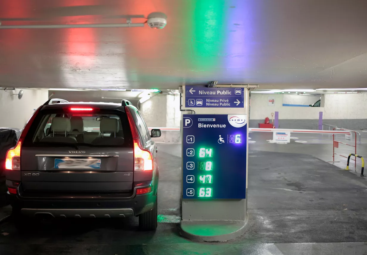 Parking_Hôtel_de_Ville_intérieur