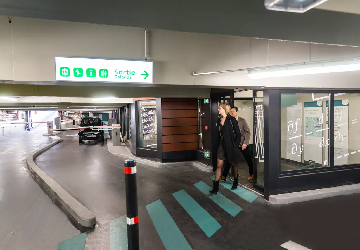 Parking_Lagrange_Maubert_intérieur