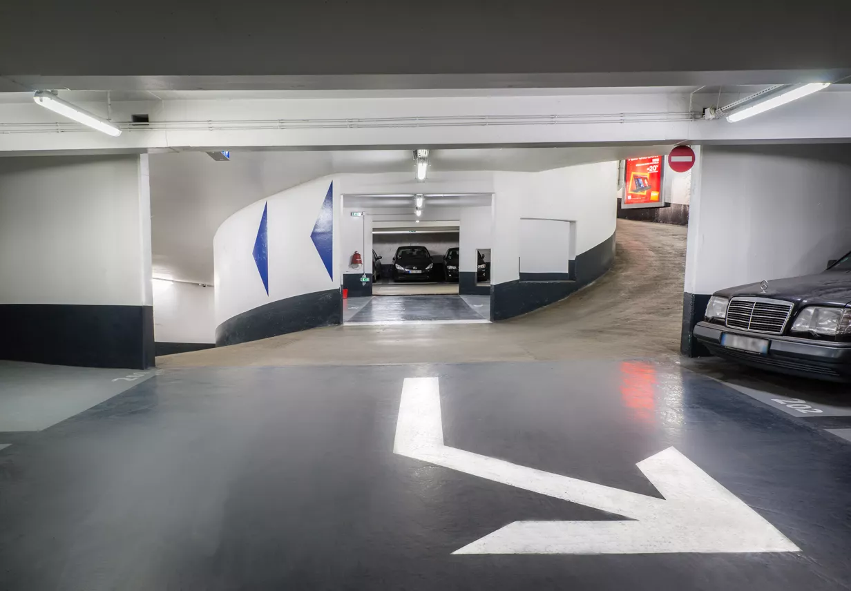 Parking_Mairie_du_15ème_Lecourbe_intérieur 