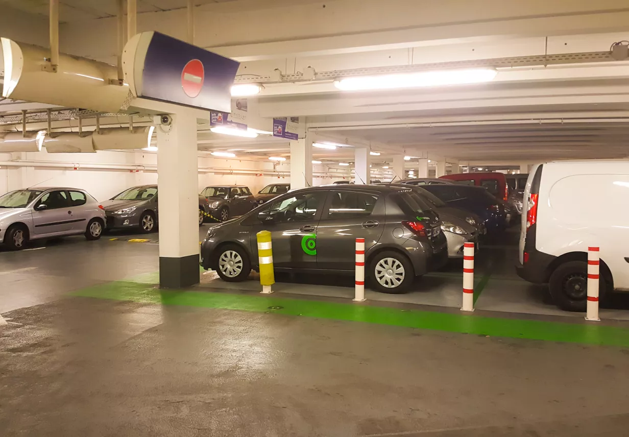 Parking-Mairie_du_17ème_intérieur1