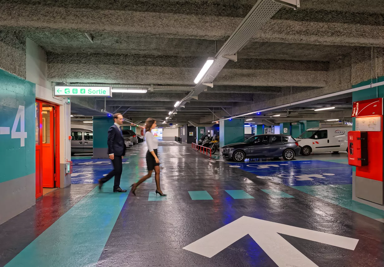 Parking_Les_Halles_St Eustache_interieur
