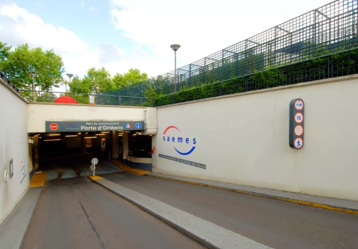 Entrée parking Porte d'orléans