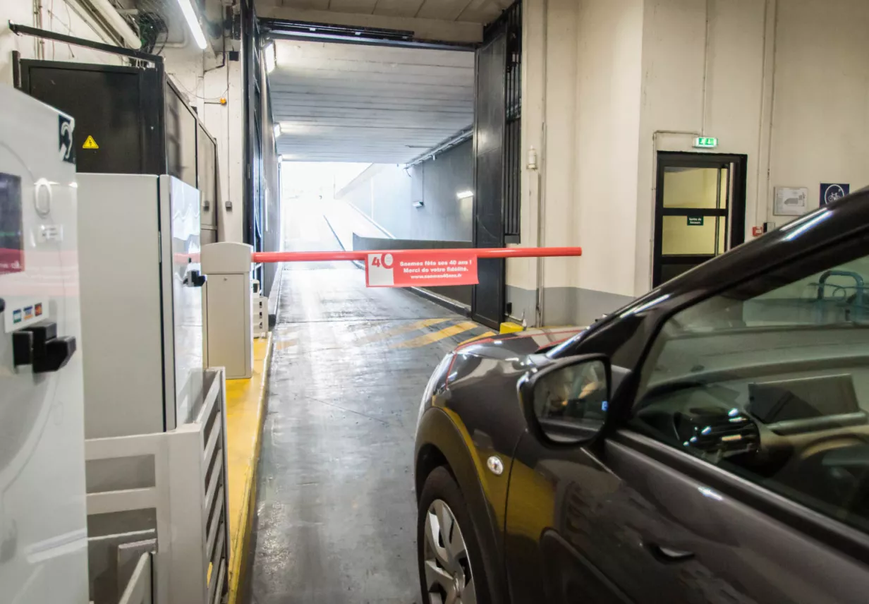 Parking Reuilly Diderot sortie