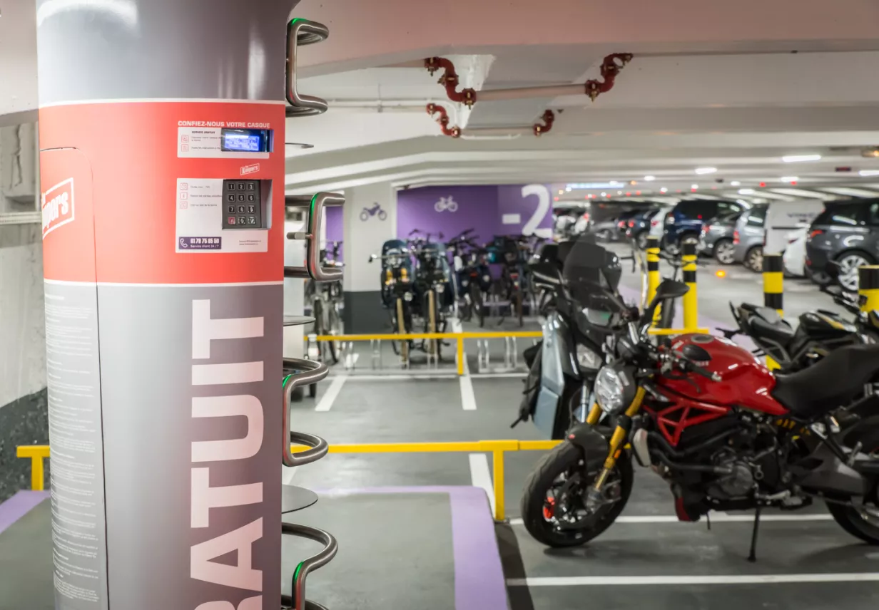 Parking Saemes Pyramides - Zone motos