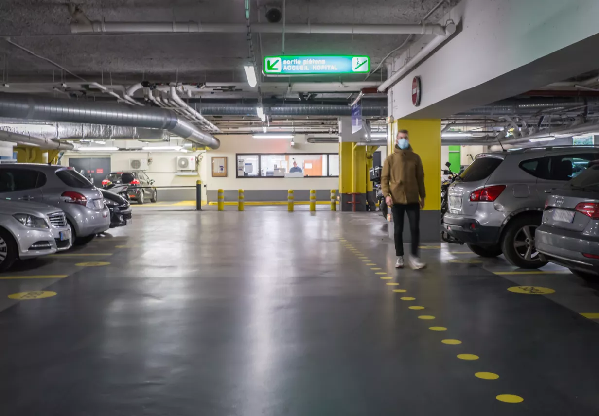 Parking Hôpital St Louis - Niveau