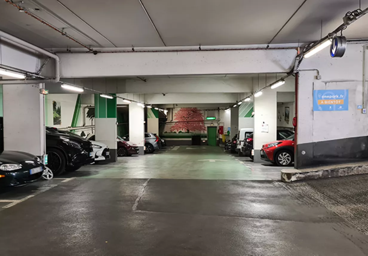 Parking Mairie du 19e intérieur 1