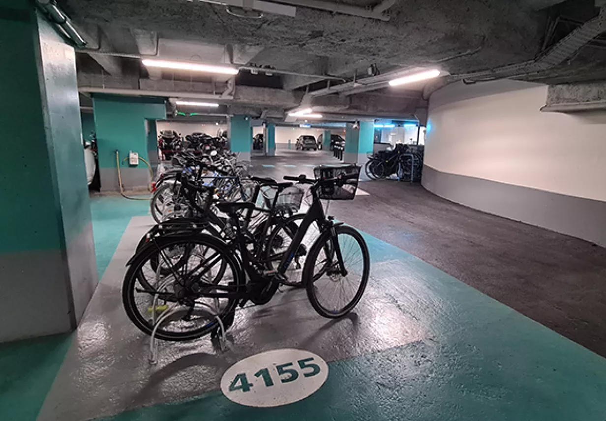 Parking Les Halles zone vélo