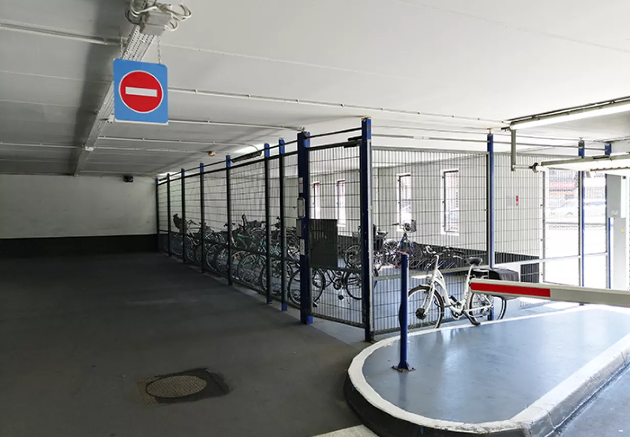 parking Houilles zone motos