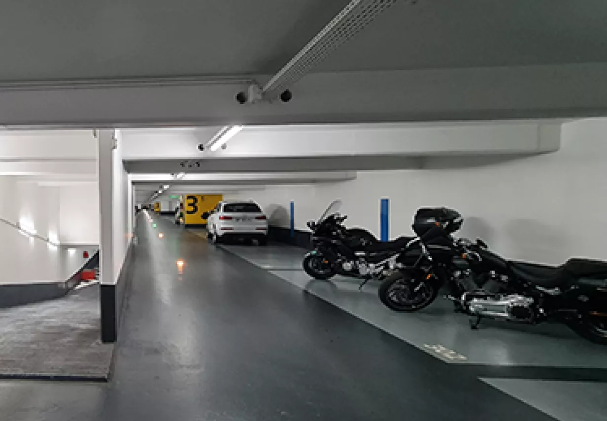 Places motos parking Jouffroy d'Abbans