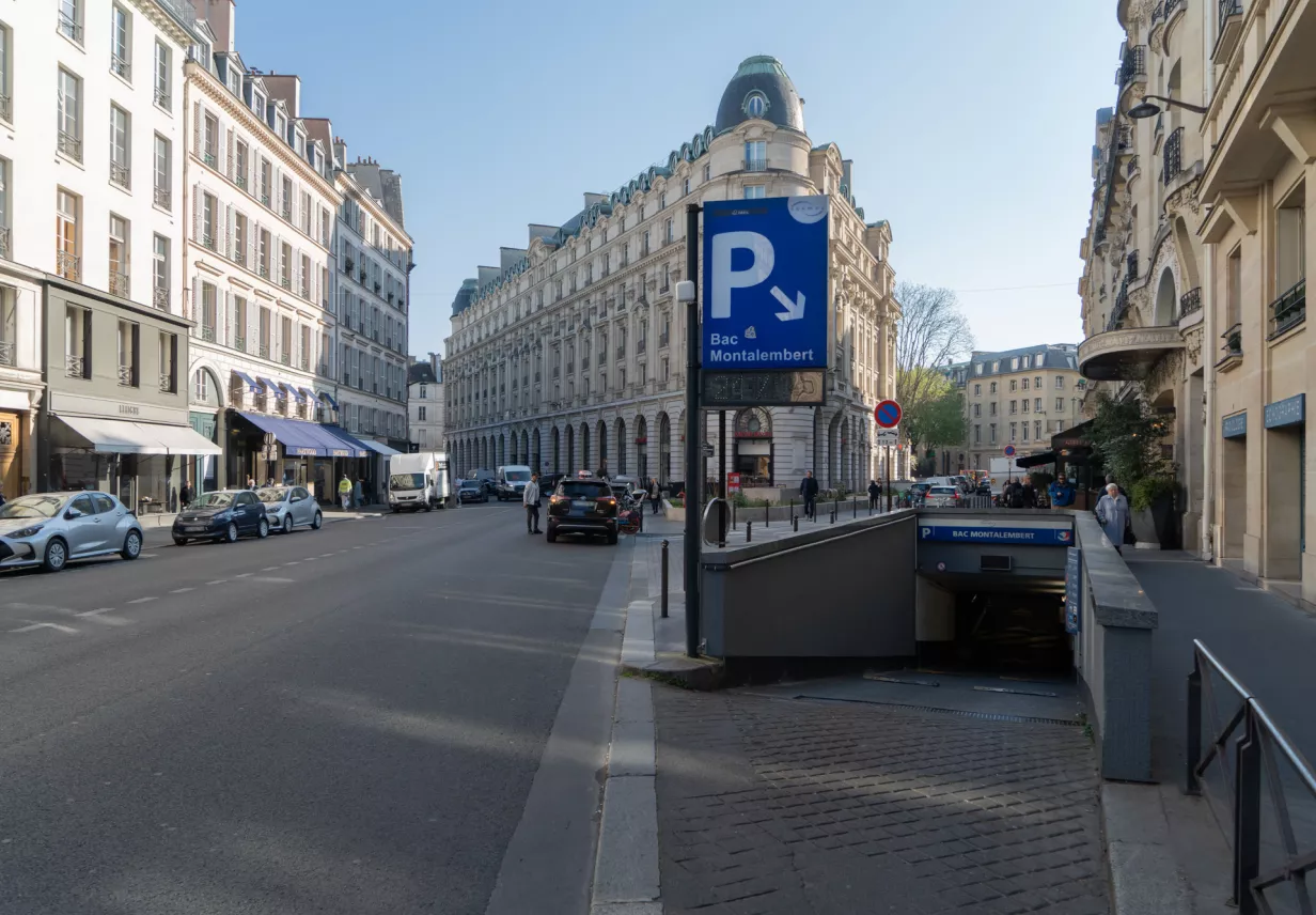 Entrée - Parking Bac
