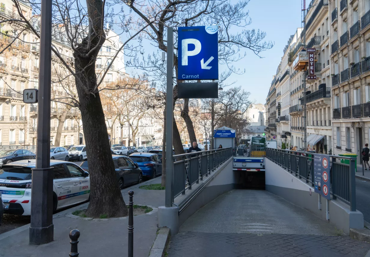 Entrée Parking Carnot